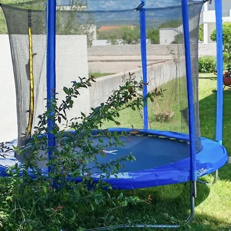 3 Bedroom Amazing In Podgradina Podgradina (Posedarje)
